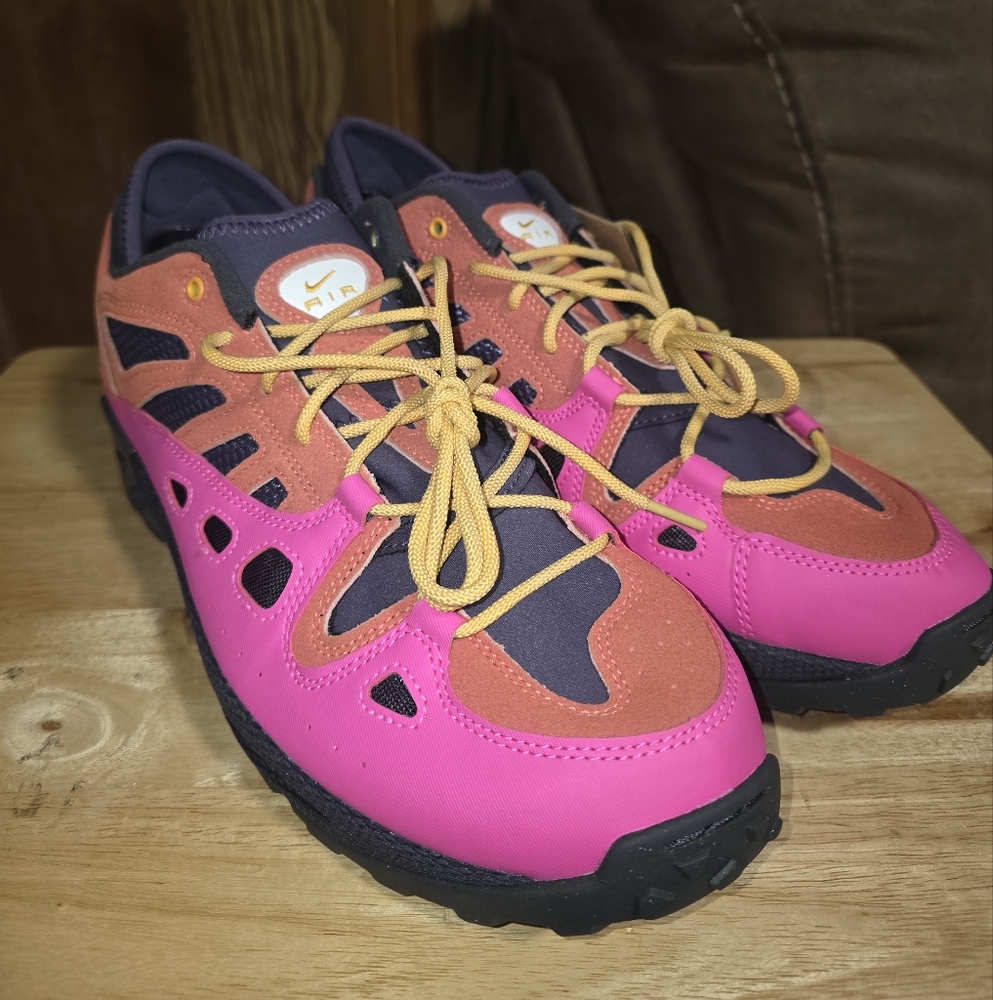 NEW  Nike ACG Air Exploraid Light Wild Mango Fuchsia size 13